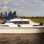 Broom 1070 - Carlotta on River Trent