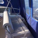 Broom 1070 - Cockpit seats have reversible backs