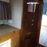Relcraft 29 - Hanging locker