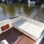 Relcraft 29 - Large transom seating area