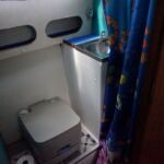 Seamaster 30 - Heads with chemical toilet and wash hand basin