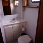 Linssen 41 - Ensuite to the Master Aft Cabin