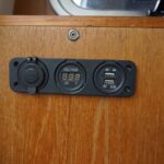 Landau 20 - 12v charge point