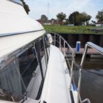 Broom 41 - Two side chain gates and sturdy guard rails