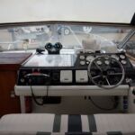 Fairline Carrera 24 - looking forward in the cockpit