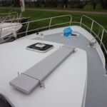 Pedro Solano 38 - Forward deck housing gangway passerelle
