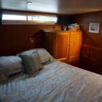 Pedro Solano 38 - Large douible bed and plenty of storage lockers