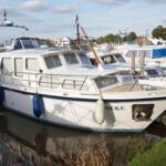 Stevens 1140 - Anneke at mooring