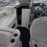 Bayliner 245 - Forward cockpit view