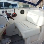 Rinker Fiesta V270 - Helmseat