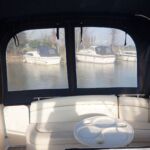 Rinker Fiesta V270 - Looking aft in the cockpit