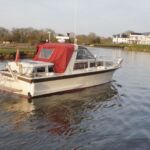 Freeman 33 Sport - Stern view with davits and bathing platform
