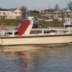 Freeman 33 Sport - Centre cockpit motor cruiser