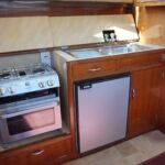 Freeman 33 Sports - Galley comprises of hob, oven, fridge and sink