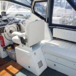 Broom Crown 37 - Helmseat with storage underneath