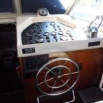 Broom Crown 37 - Internal helmstation
