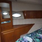 Broom 450 - Vanity unit and access door to main heads