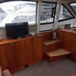 Broom Ocean 38 - Sliding side door and sideboard storage