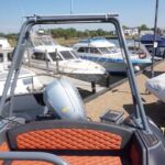 Highfield Sport 560 RIB - A frame with navigation lights