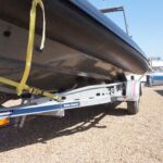 Highfield Sport 560 RIB - Powder coated and chromated aluminium hull