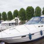 Sealine S34 - Double Bubble at mooring