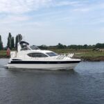 Broom 370 - Diamond Girl on the River Trent