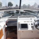 Broom 370 - View forward in the cockpit