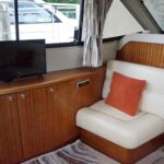 Broom 345 - Additional seating in the saloon