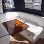 Broom 345 - Easy to move hinged floating table