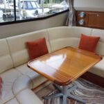 Broom 345 - Saloon with dining table
