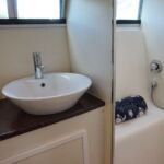 Haines 350 - Shower cubicle with shower curtain