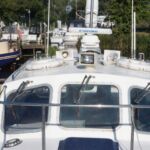 Aquabell 33 - Guard rail infront of windscreen