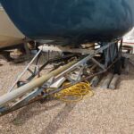 Atlanta 26 - Mast laid on trailer