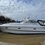 Hardy Seawings 355 - Tilly 2 at mooring