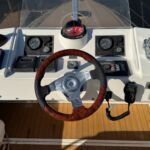 Princess 435 - Helmstation