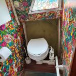 Heads with manual toilet
