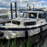 Hardy Navigator 18SX - Hotspur at mooring
