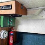 Hardy Navigator 18SX - Radio Player and safety equipment