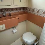 Princess 385 - Ensuite to master cabin