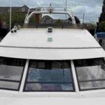 Princess 385 - Large windscreens for good visability