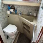 Freeman 27 - Heads with electric toilet, wash hand basin and shower head