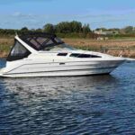 Bayliner 2855 - On the River Trent 3