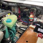 Regal 2565 - Tidy, well laid out engnie bay