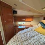 Sealine F34 - Vanity units and ensuite access